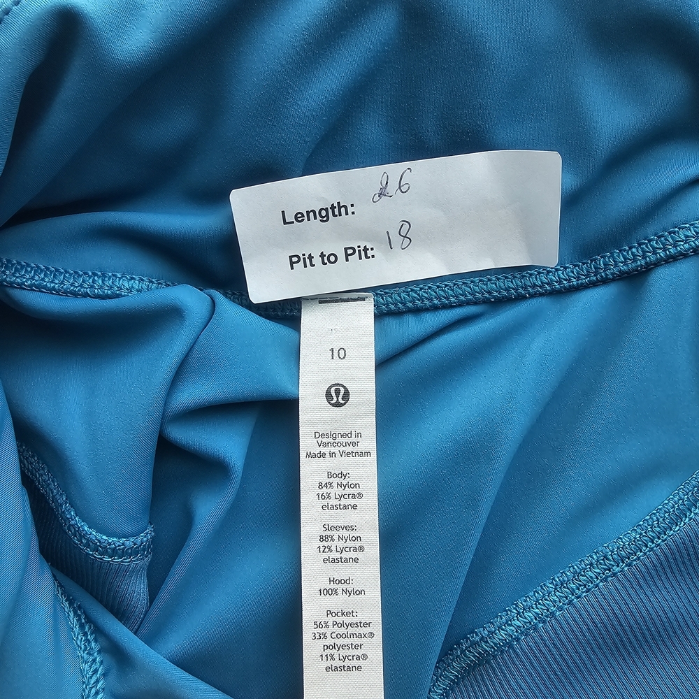 Lululemon Far And Free Jacket - Picture 12 of 14